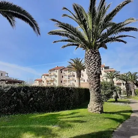 Cyprien - - Piscine-mer *